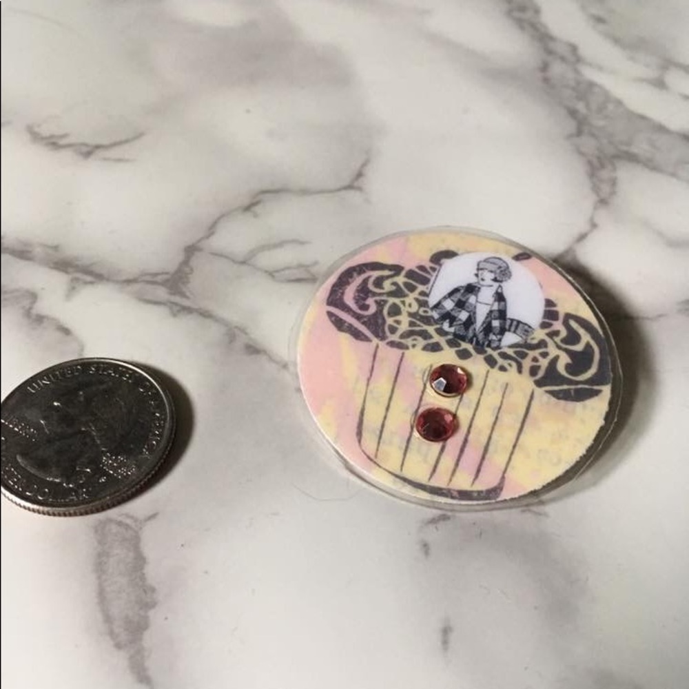 Handmade fashion brooch
